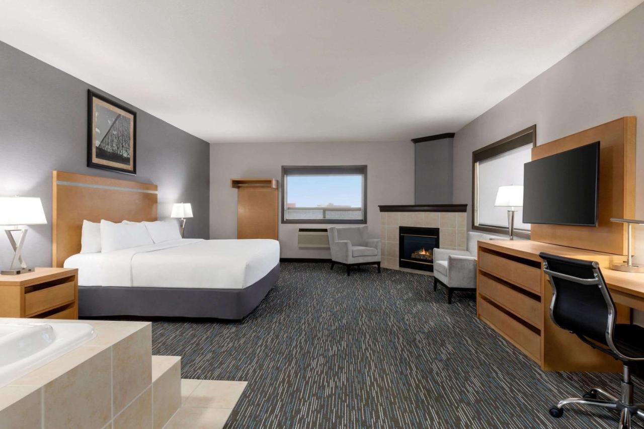 Wingate By Wyndham Lethbridge Otel Dış mekan fotoğraf