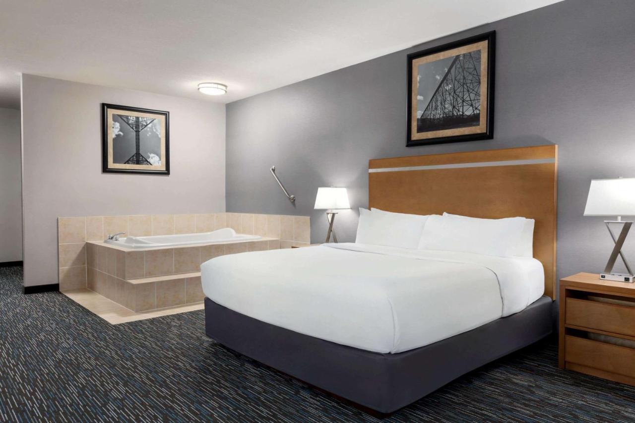 Wingate By Wyndham Lethbridge Otel Dış mekan fotoğraf