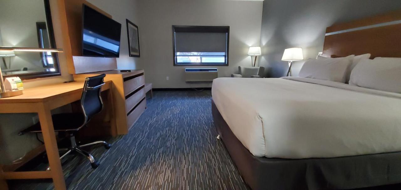 Wingate By Wyndham Lethbridge Otel Dış mekan fotoğraf