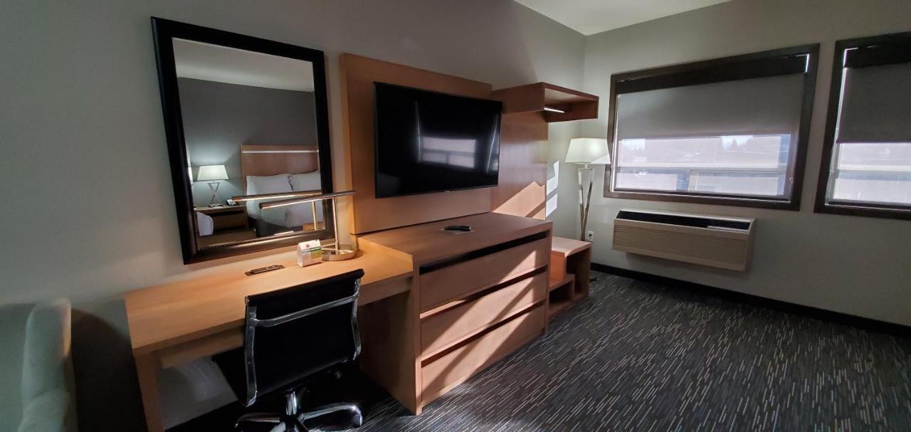 Wingate By Wyndham Lethbridge Otel Dış mekan fotoğraf