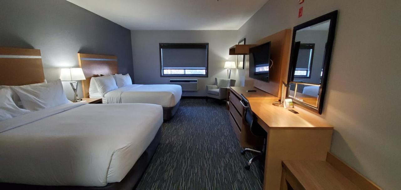 Wingate By Wyndham Lethbridge Otel Dış mekan fotoğraf