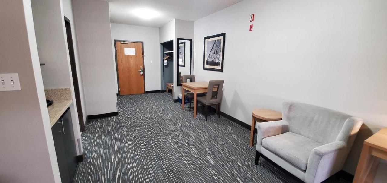 Wingate By Wyndham Lethbridge Otel Dış mekan fotoğraf